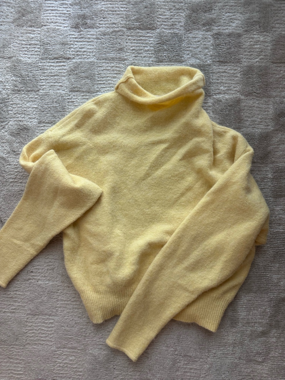 Wilfred Pale Yellow Turtleneck Sweater